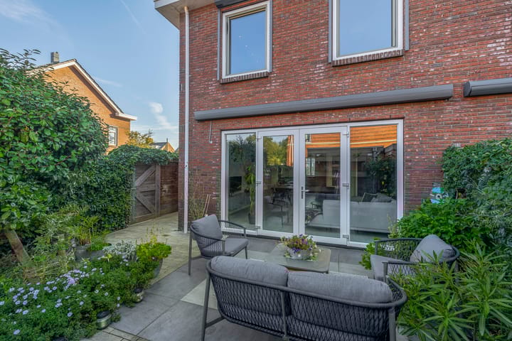 Photo 37 of Fortuinlaan 96