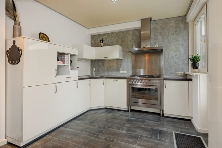 Photo 10 of Ortstraat 24