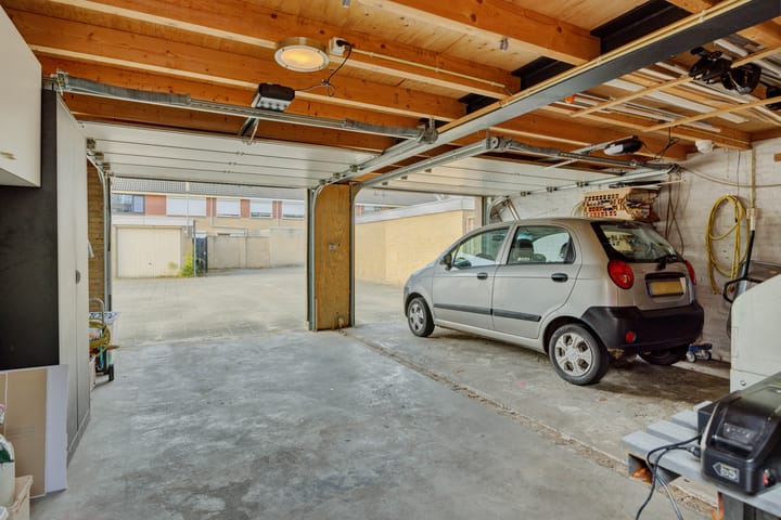 Photo 33 of Ortstraat 24