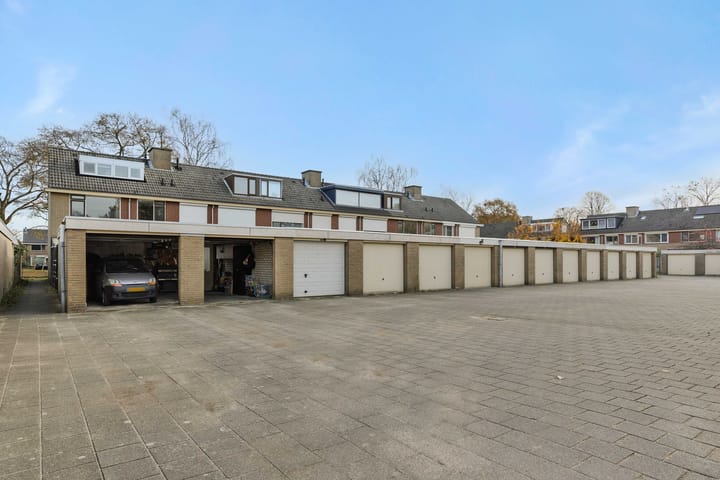 Photo 34 of Ortstraat 24