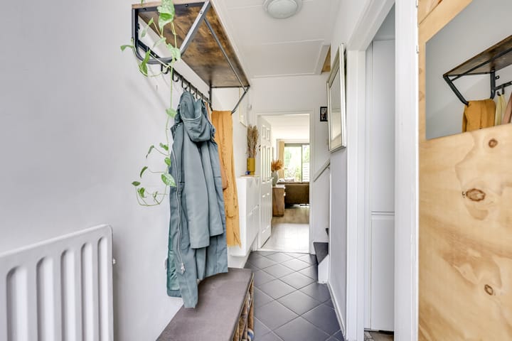 Photo 6 of Piet Heinlaan 98