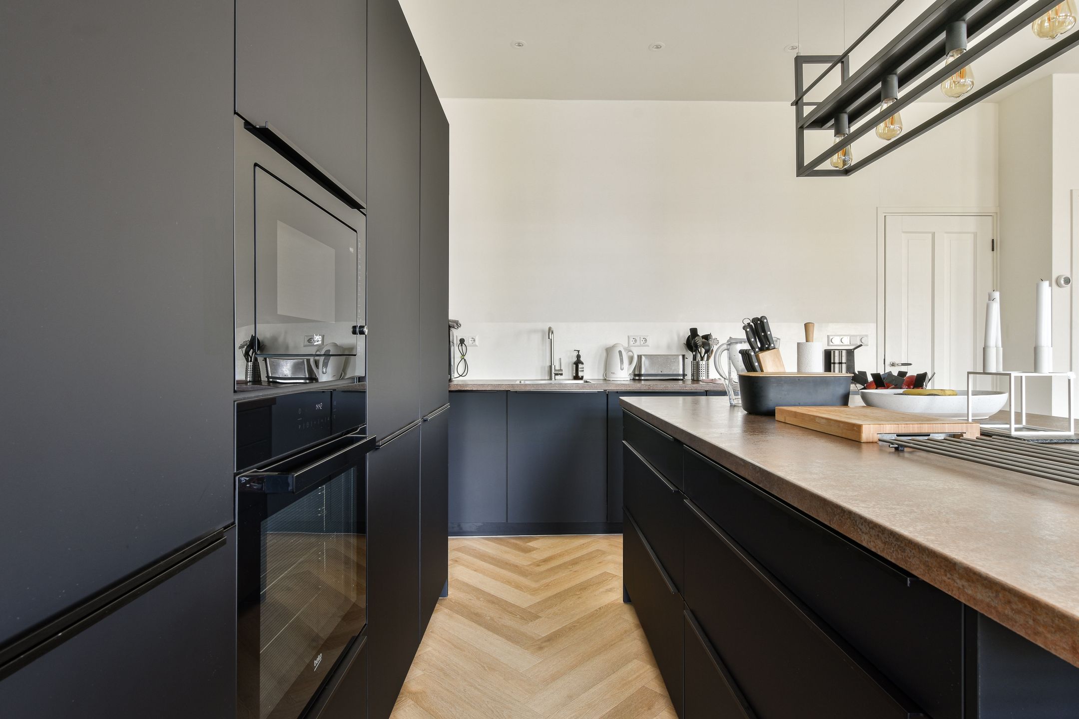 Photo 9 of Zocherstraat 1-3