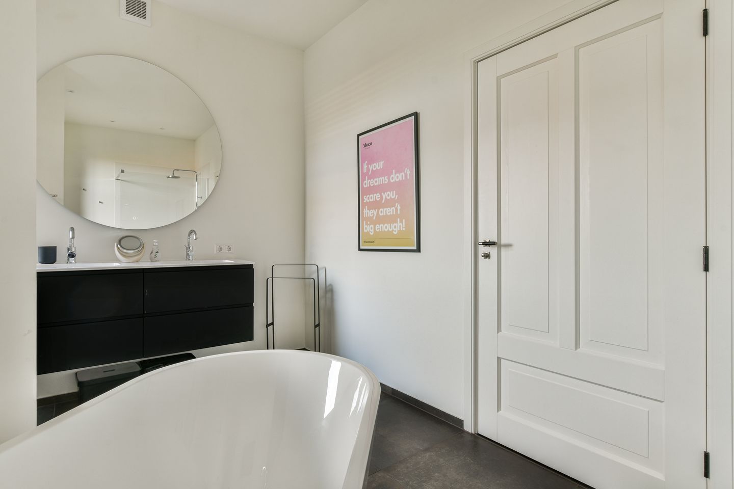 Photo 14 of Zocherstraat 1-3