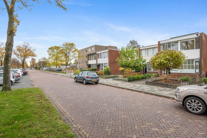 Photo 28 of Hoofdstraat 132