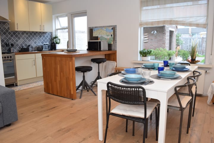 Foto 7 van Quarles van Uffordweg 79