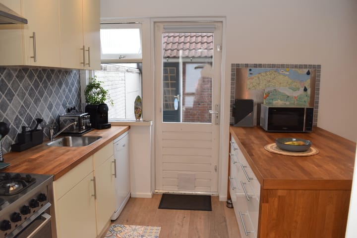 Foto 10 van Quarles van Uffordweg 79