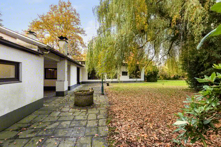 Photo 37 of Noord Esmarkerrondweg 149