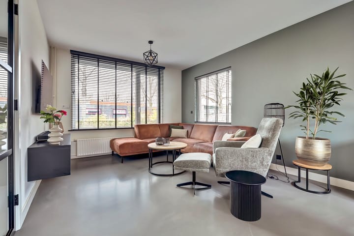 Foto 8 van Montessoristraat 6