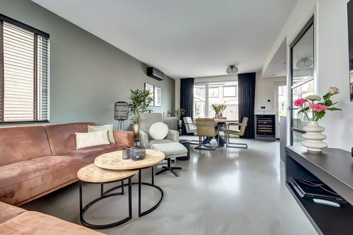 Foto 9 van Montessoristraat 6