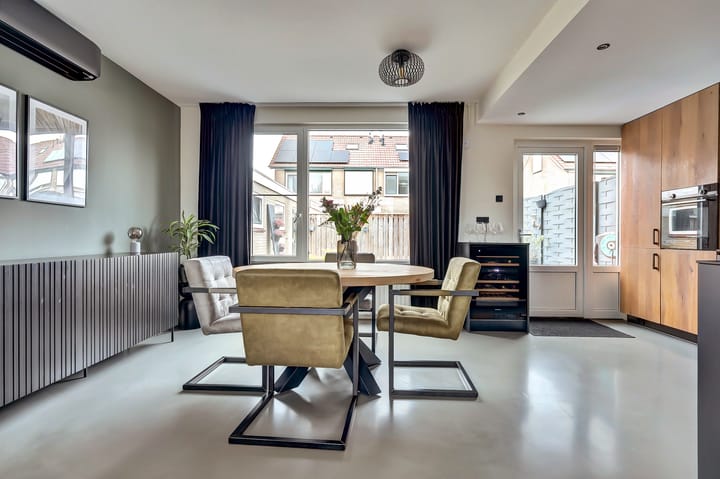 Foto 10 van Montessoristraat 6