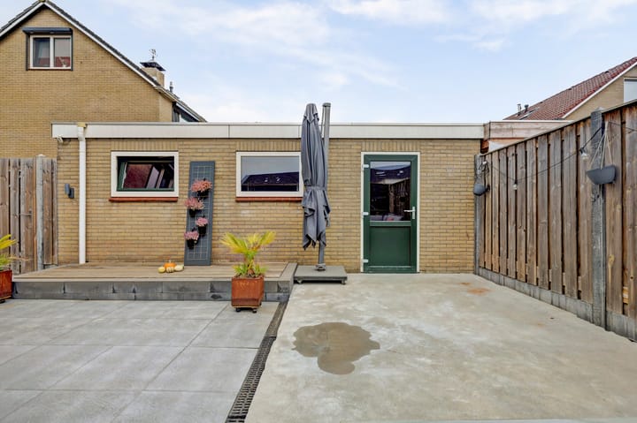 Foto 34 van Montessoristraat 6