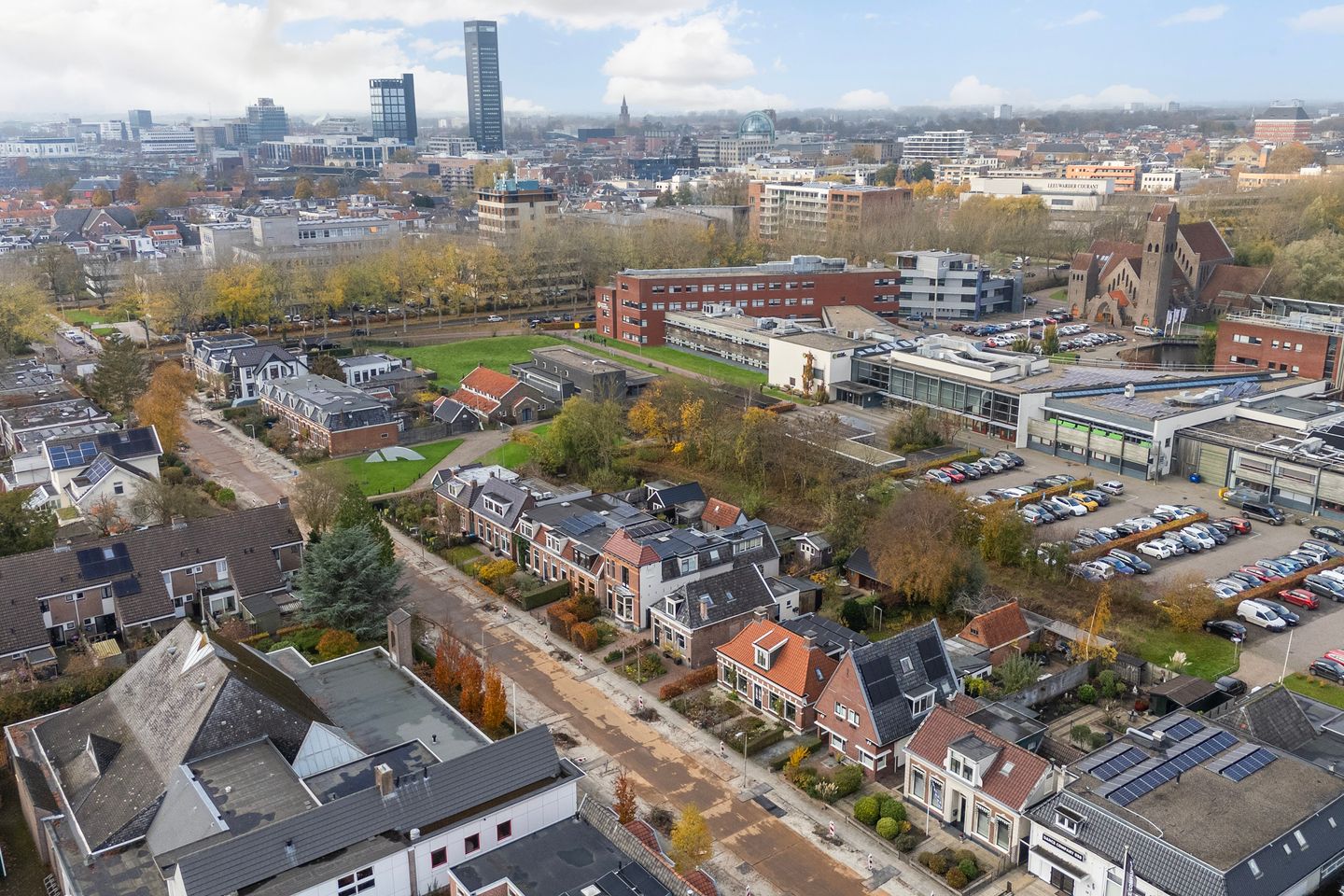 Foto 65 van Huizumerlaan 49