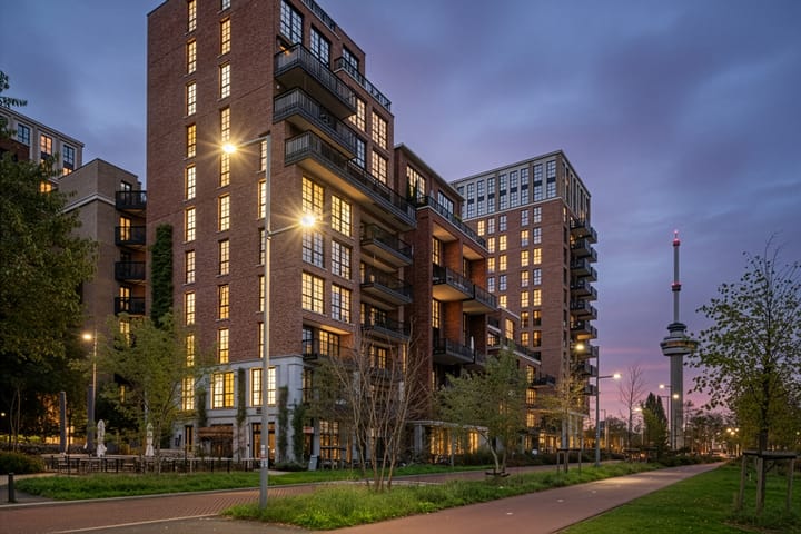 Abraham Tuschinskistraat 84