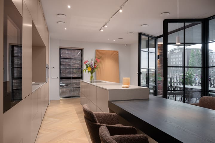 Photo 9 of Abraham Tuschinskistraat 84