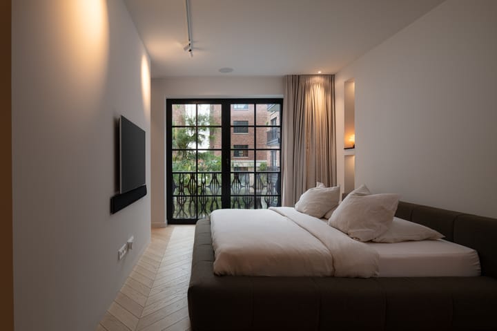 Photo 13 of Abraham Tuschinskistraat 84