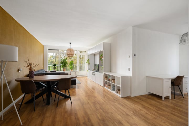 Photo 2 of Valeriusrondeel 457