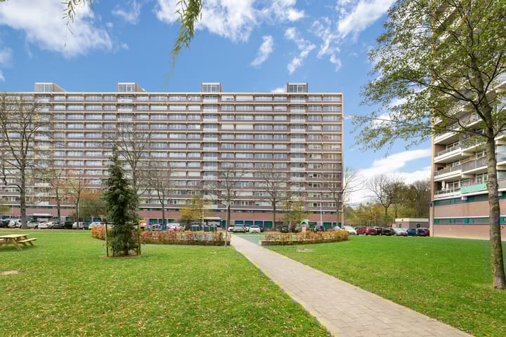 Foto 36 van Valeriusrondeel 457