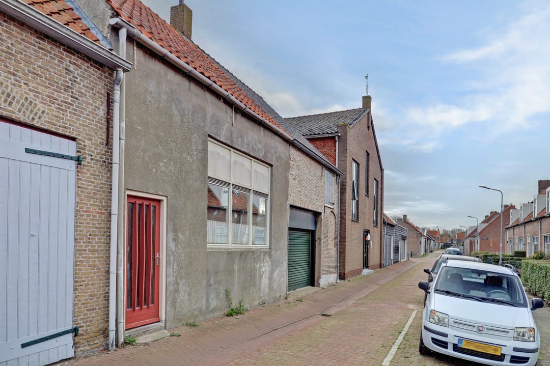 Photo 11 of Beatrixstraat 4-B