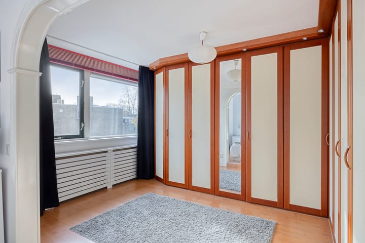 Foto 18 van Van den Berghlaan 419