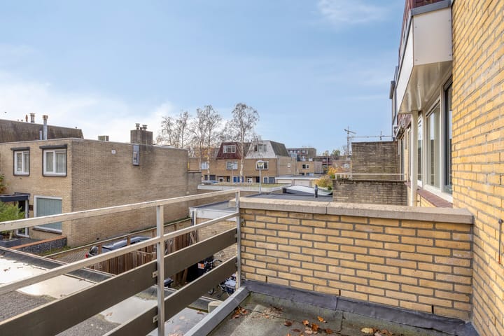 Foto 23 van Van den Berghlaan 419