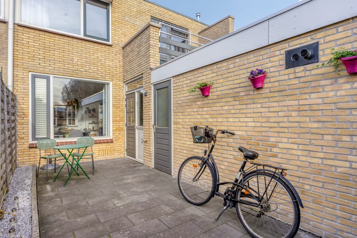 Foto 27 van Van den Berghlaan 419