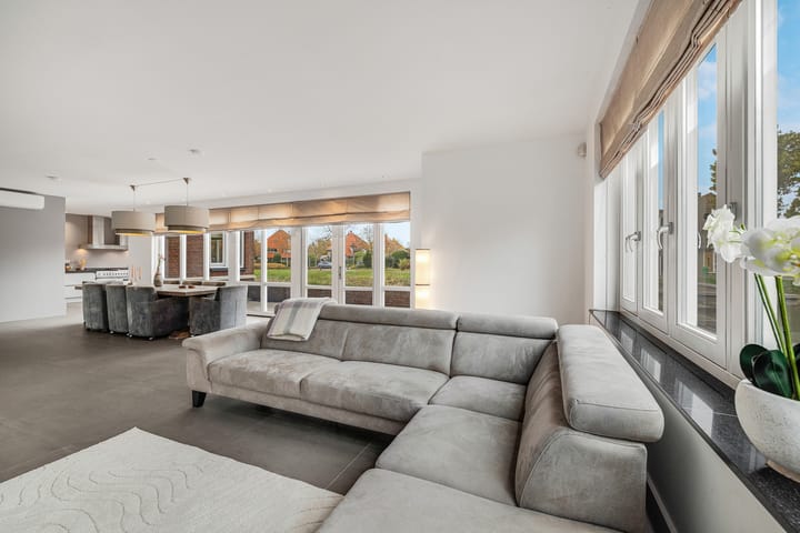 Photo 8 of B. Vethstraat 2