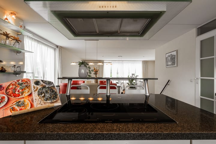 Foto 12 van Cannenburch 32