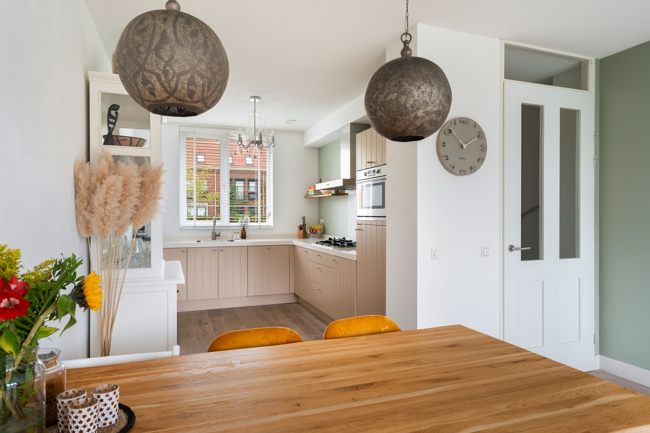 Foto 15 van Madelief 9