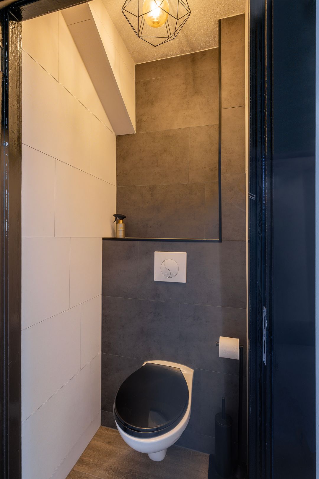 Photo 11 of Richard Holstraat 47