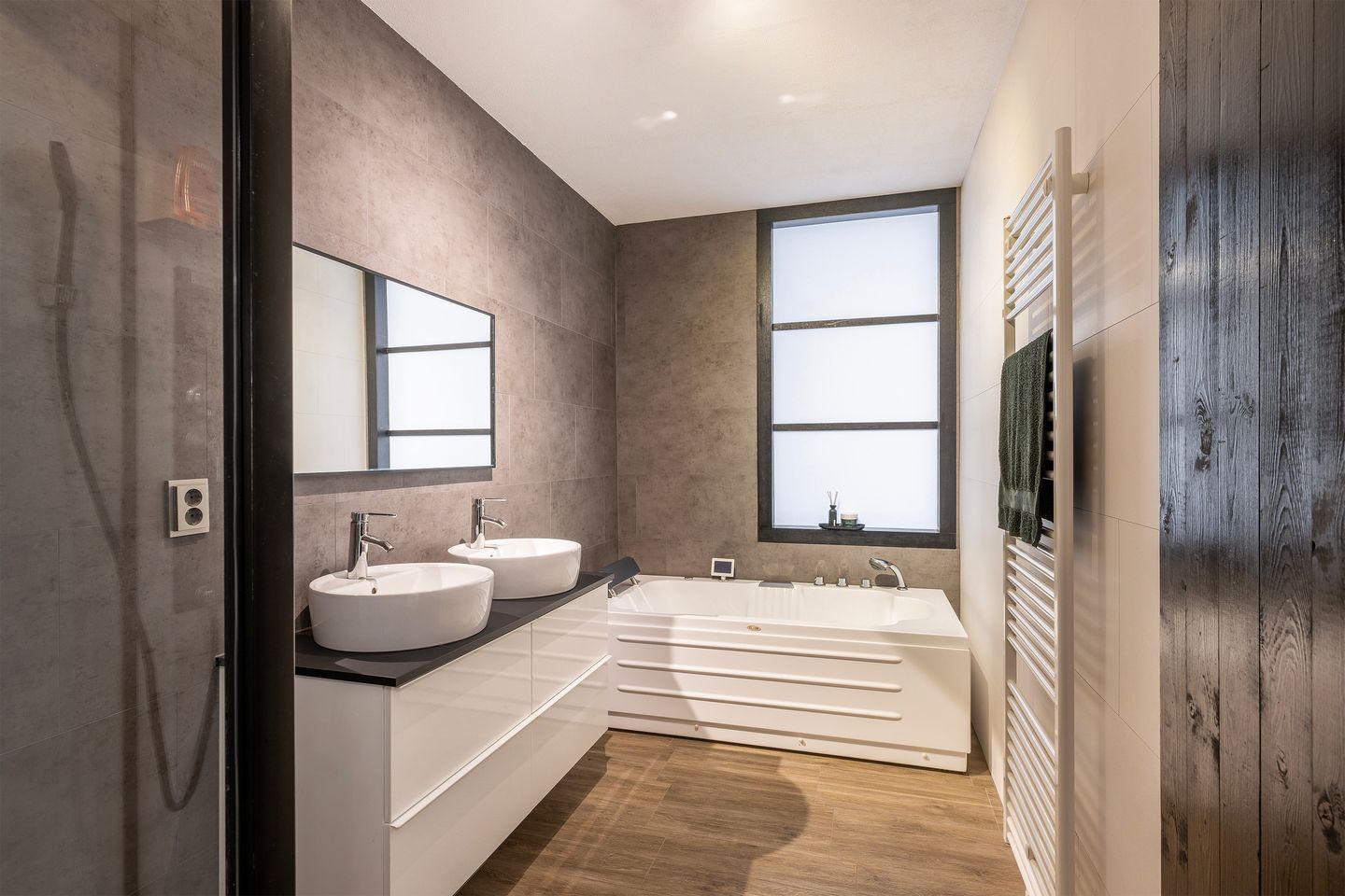 Photo 29 of Richard Holstraat 47