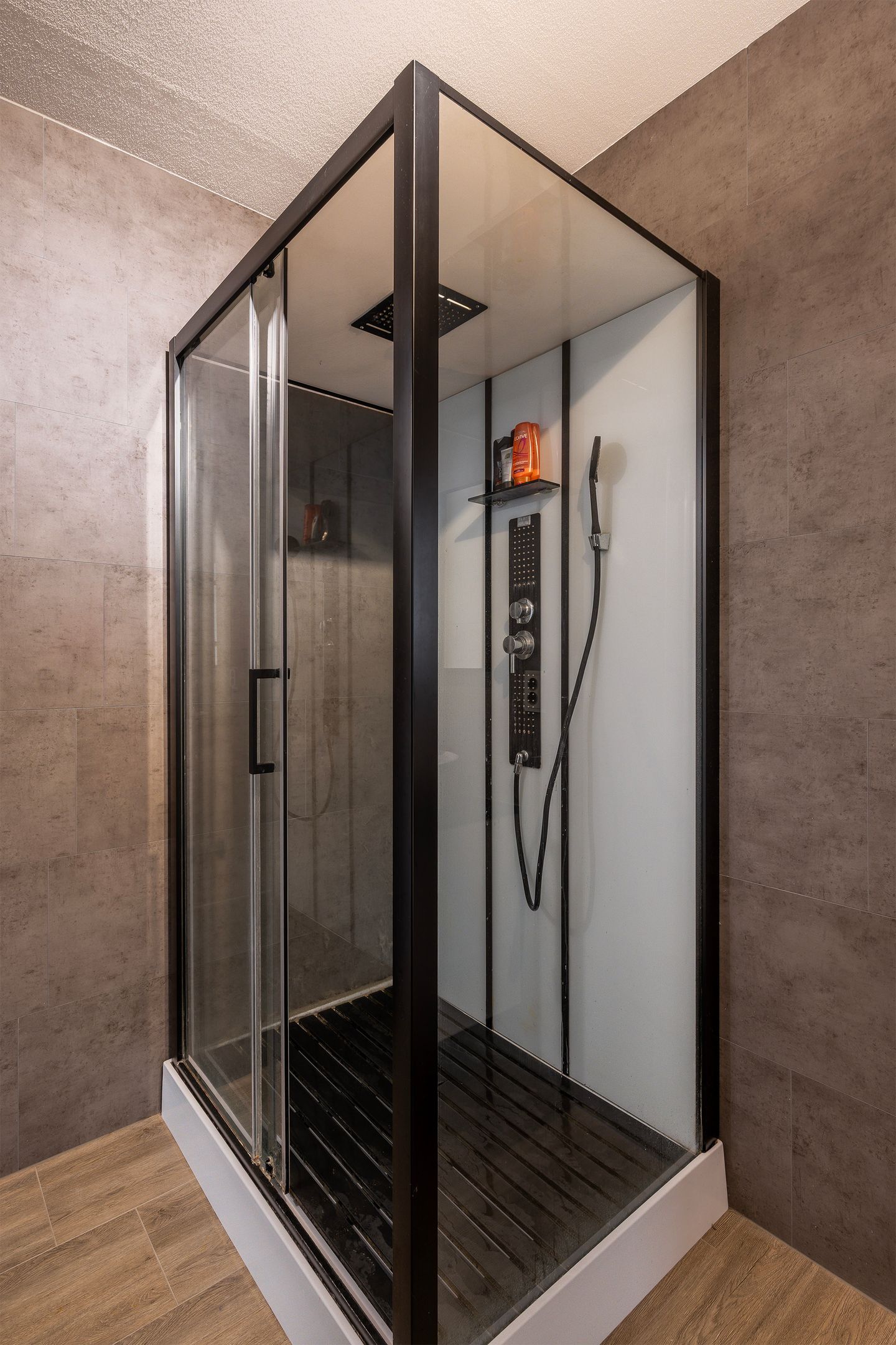 Photo 35 of Richard Holstraat 47