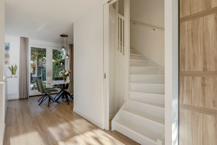 Photo 15 of Burgemeester Verdaasdonkstraat 94