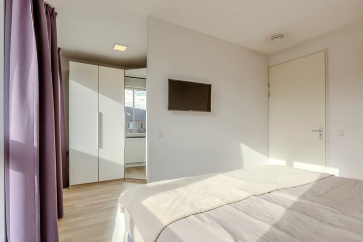 Photo 18 of Burgemeester Verdaasdonkstraat 94