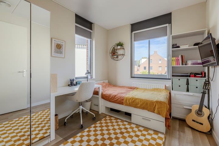 Photo 19 of Burgemeester Verdaasdonkstraat 94