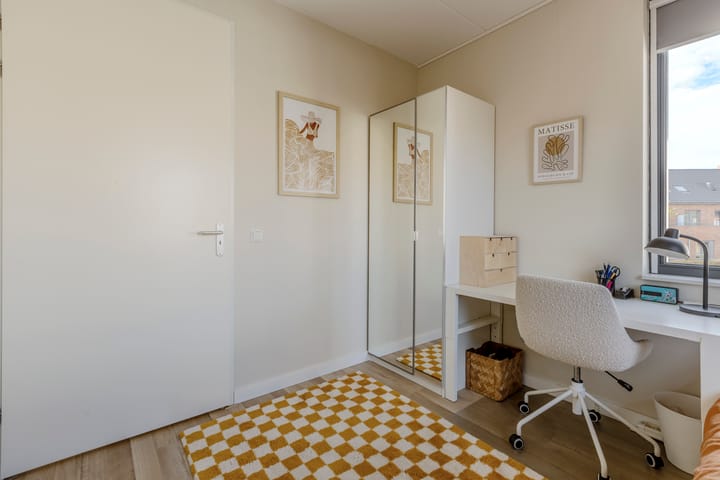 Photo 20 of Burgemeester Verdaasdonkstraat 94