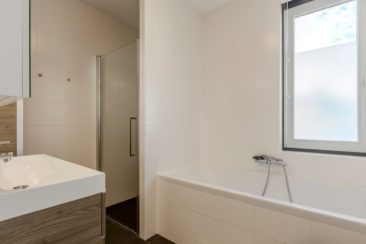 Photo 23 of Burgemeester Verdaasdonkstraat 94