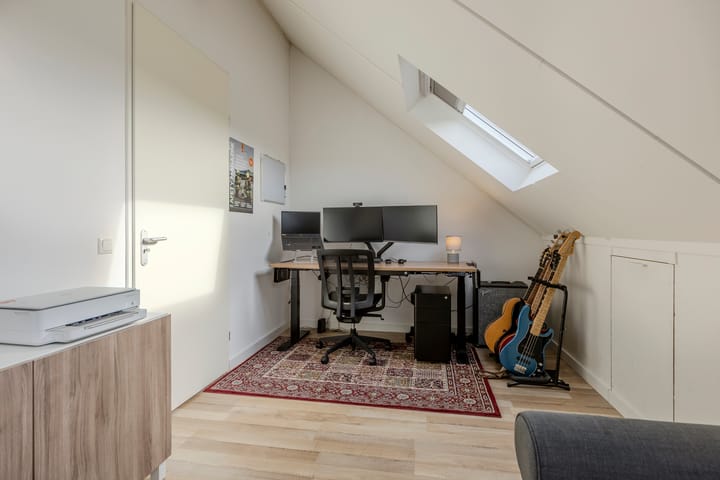 Photo 28 of Burgemeester Verdaasdonkstraat 94