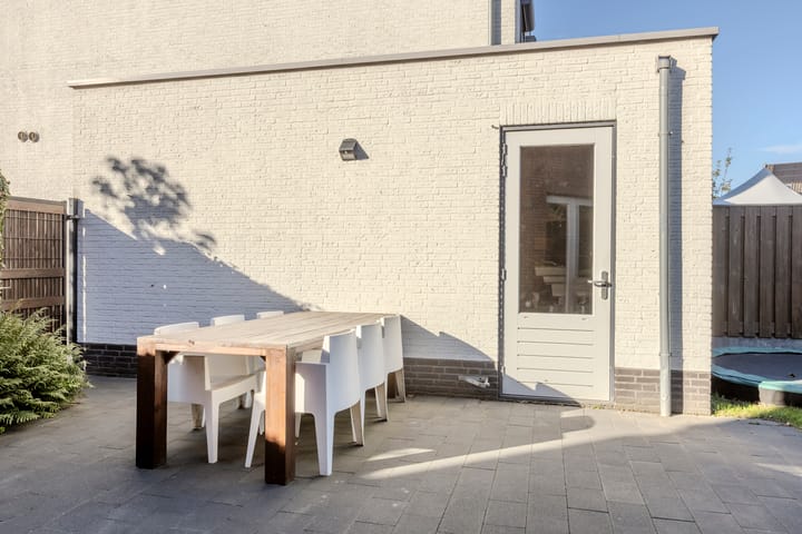 Photo 36 of Burgemeester Verdaasdonkstraat 94