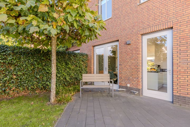 Photo 38 of Burgemeester Verdaasdonkstraat 94