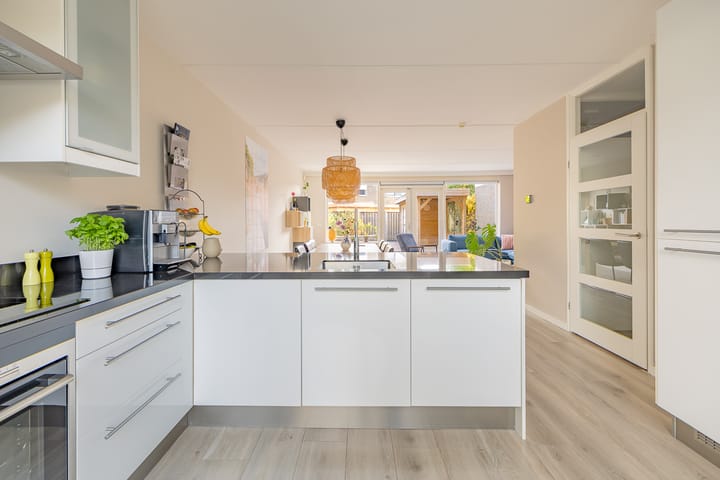 Foto 19 van Van Kleffenslaan 133