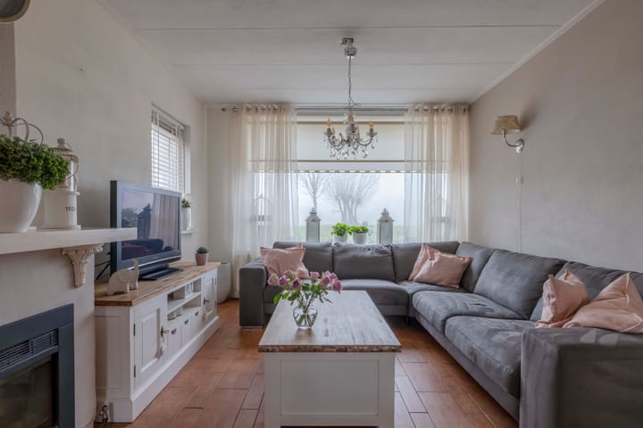 Photo 9 of Goudtsjeblom-strjitte 28