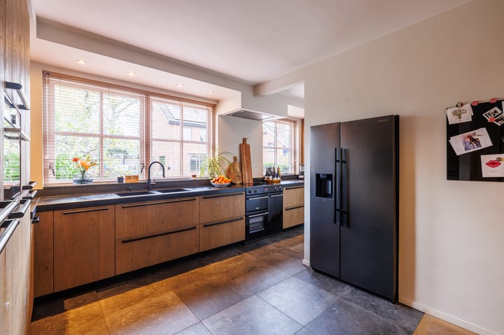 Foto 2 van Fokkeschoot 8