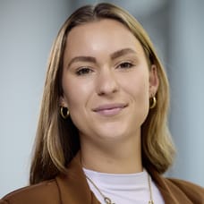 K.A. (Kim) Stuijt - Commercieel Medewerker