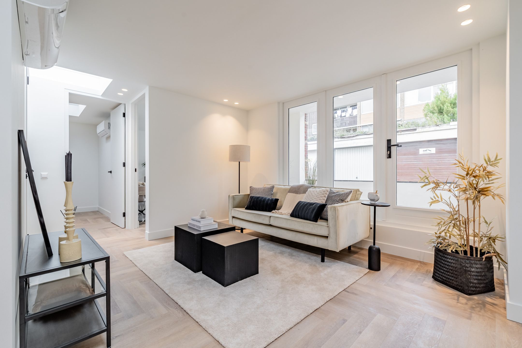 Photo 9 of Emmastraat 18-C