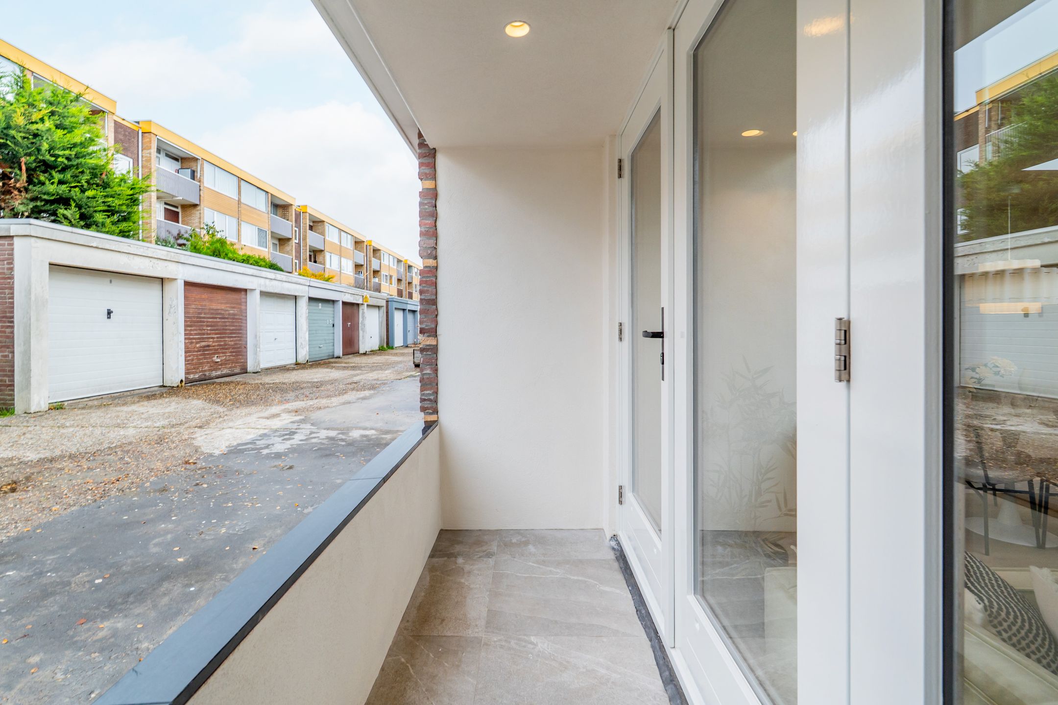 Photo 21 of Emmastraat 18-C