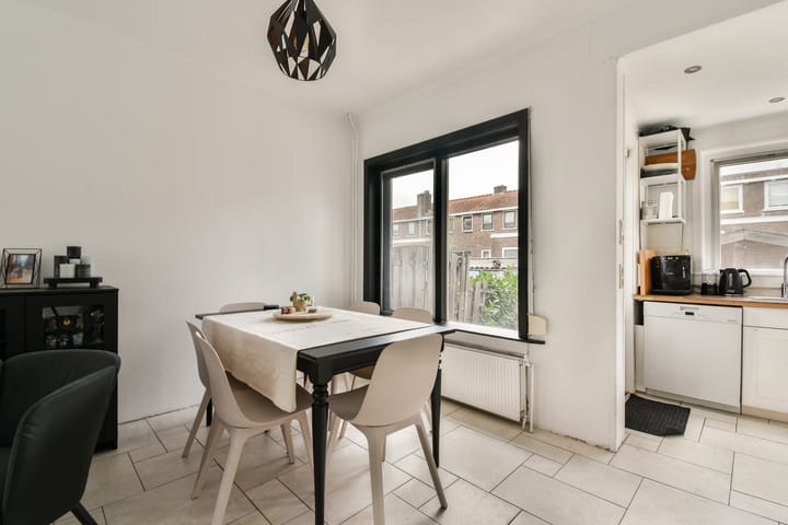 Photo 6 of Herradesstraat 43