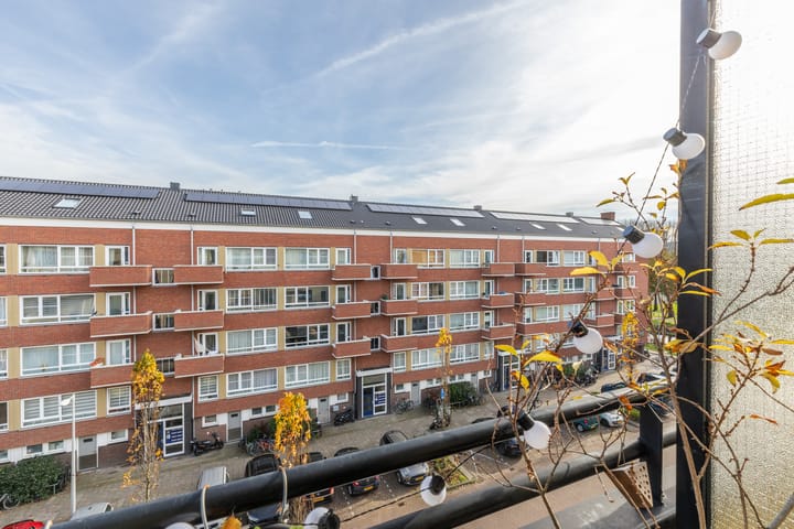 Foto 39 van Hermanus Coenradistraat 16-3