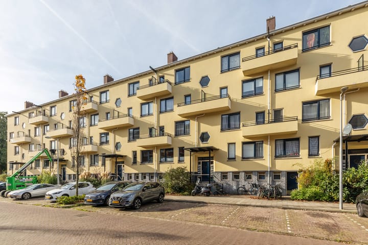 Foto 42 van Hermanus Coenradistraat 16-3