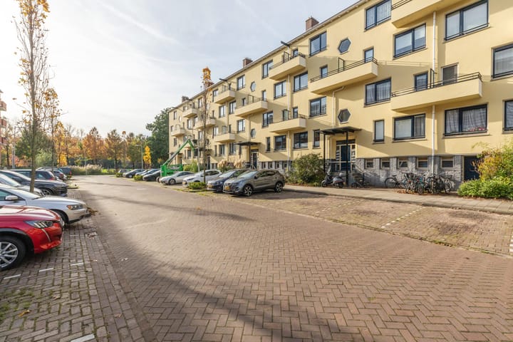 Foto 41 van Hermanus Coenradistraat 16-3