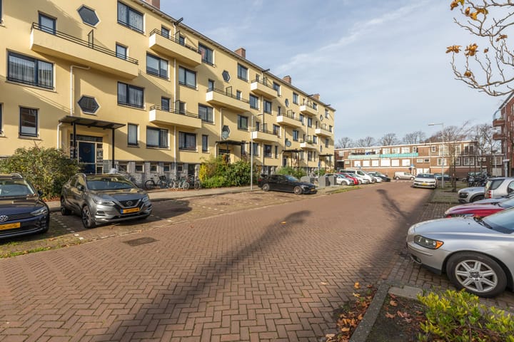 Foto 46 van Hermanus Coenradistraat 16-3